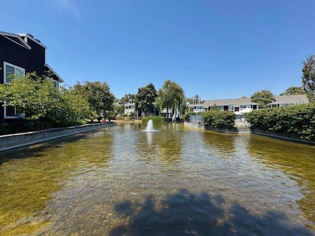 72 Bayside Court, Richmond, CA 94804