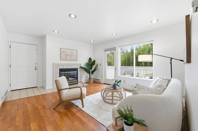 72 Bayside Court, Richmond, CA 94804