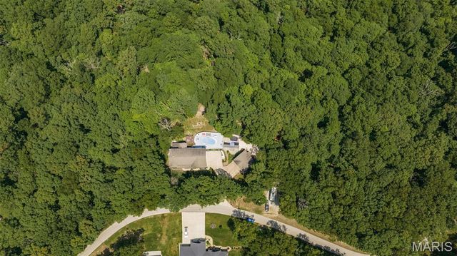 50 Sunfish Drive, Defiance, MO 63341