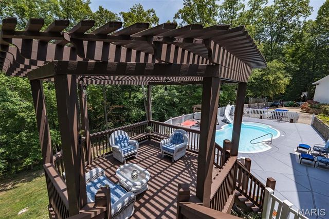 50 Sunfish Drive, Defiance, MO 63341