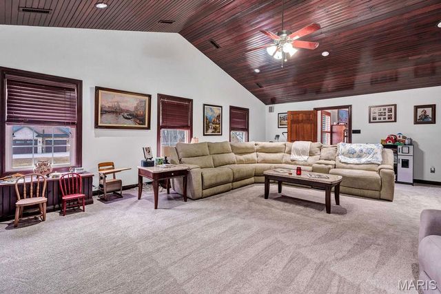50 Sunfish Drive, Defiance, MO 63341