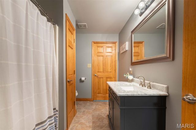 50 Sunfish Drive, Defiance, MO 63341