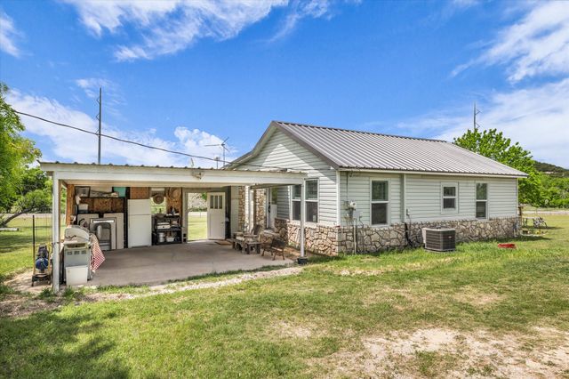 1037 County Road 2004, Glen Rose, TX 76043