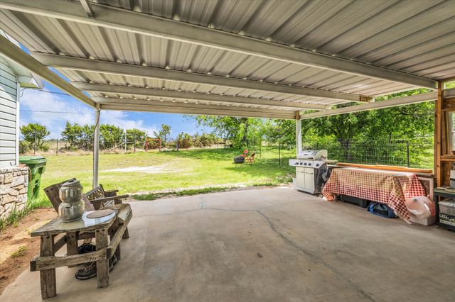 1037 County Road 2004, Glen Rose, TX 76043