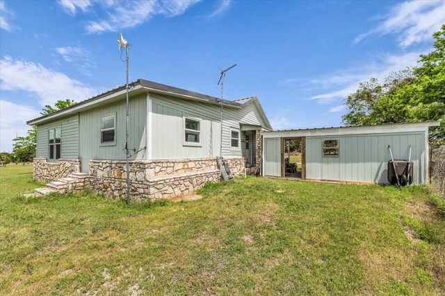 1037 County Road 2004, Glen Rose, TX 76043