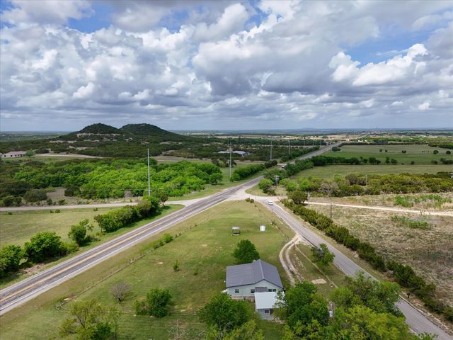 1037 County Road 2004, Glen Rose, TX 76043