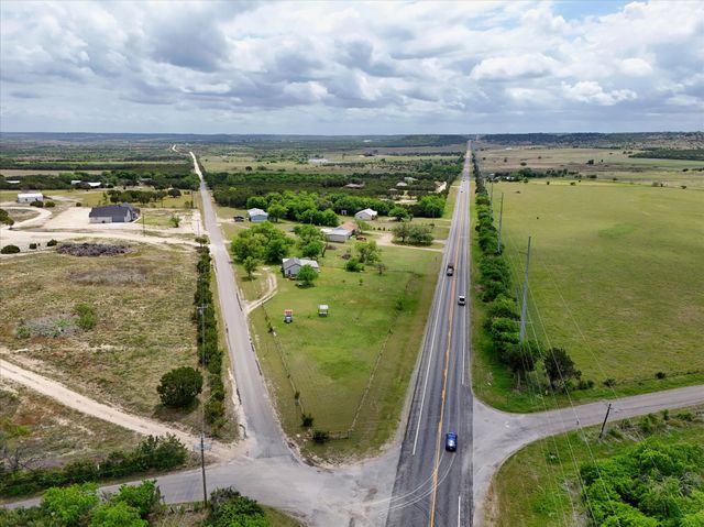 1037 County Road 2004, Glen Rose, TX 76043