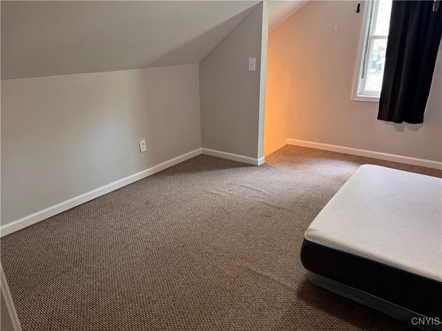 1215 Mathews Avenue, Utica, NY 13502