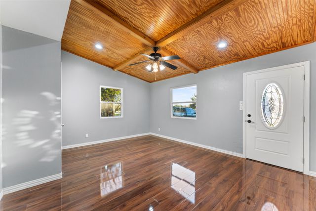 916 Wilkinson, Mesquite, TX 75149