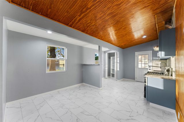 916 Wilkinson, Mesquite, TX 75149