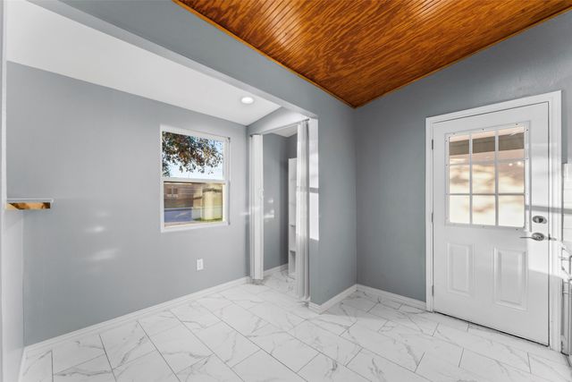 916 Wilkinson, Mesquite, TX 75149