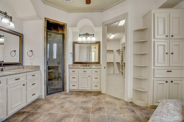 16203 Villa Fontana Way, Houston, TX 77068