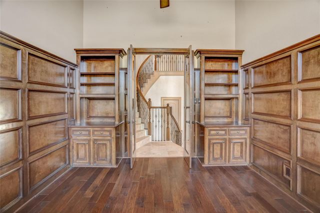 16203 Villa Fontana Way, Houston, TX 77068