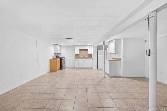 152 Parkwood Drive, Shirley, NY 11967