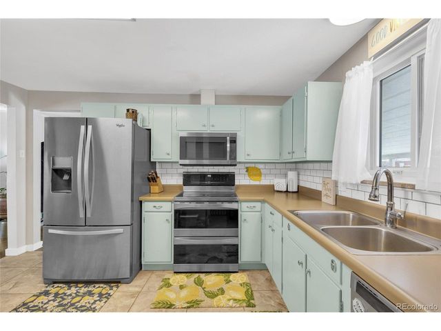 12446 E Alaska Pl, Aurora, CO 80012