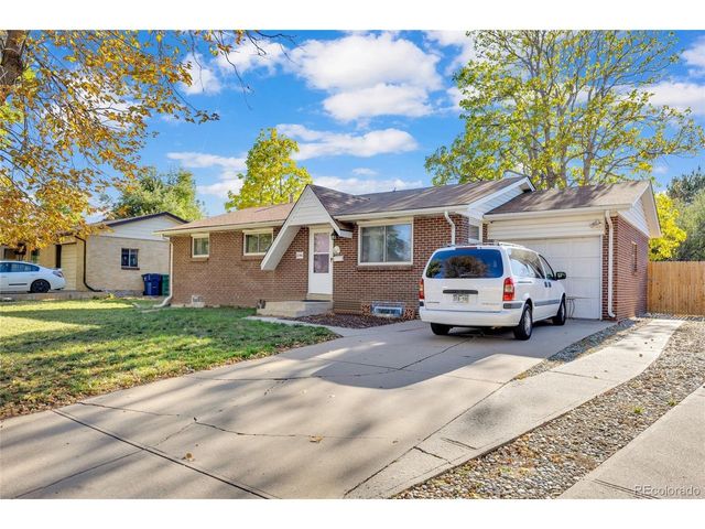 12446 E Alaska Pl, Aurora, CO 80012