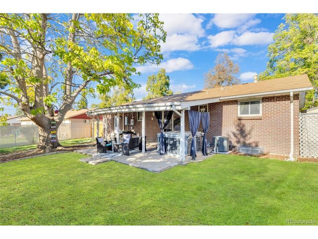 12446 E Alaska Pl, Aurora, CO 80012