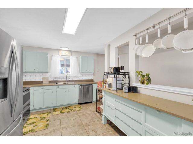 12446 E Alaska Pl, Aurora, CO 80012