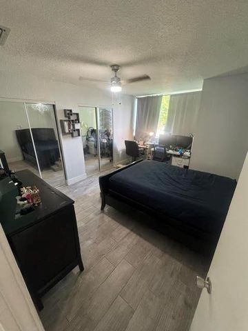5090 ELMHURST Road C, West Palm Beach, FL 33417