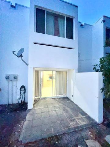 5090 ELMHURST Road C, West Palm Beach, FL 33417