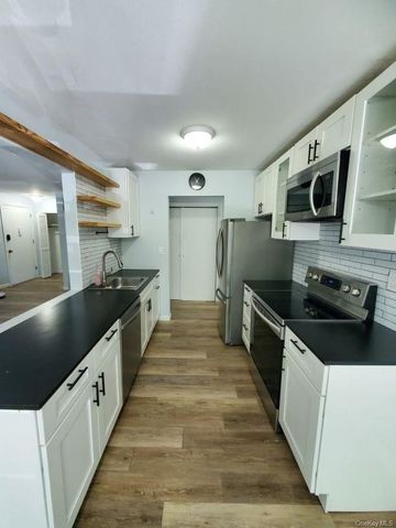 166 Sierra Vista Lane, Valley Cottage, NY 10989