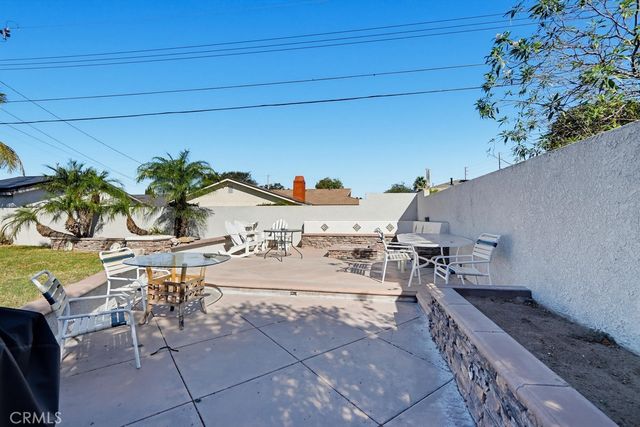 113 W Wilken Way, Anaheim, CA 92802