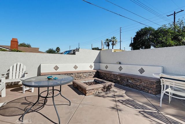 113 W Wilken Way, Anaheim, CA 92802