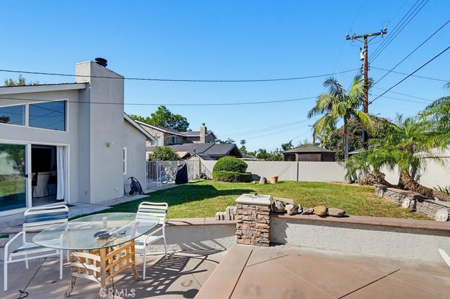 113 W Wilken Way, Anaheim, CA 92802
