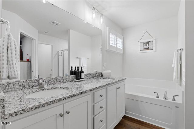 352 Earnest Way, Kenly, NC 27542