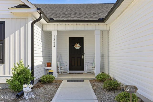 352 Earnest Way, Kenly, NC 27542