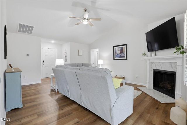352 Earnest Way, Kenly, NC 27542