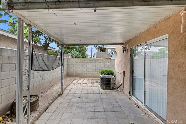 20721 Roseton, Lakewood, CA 90715