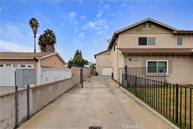 20721 Roseton, Lakewood, CA 90715