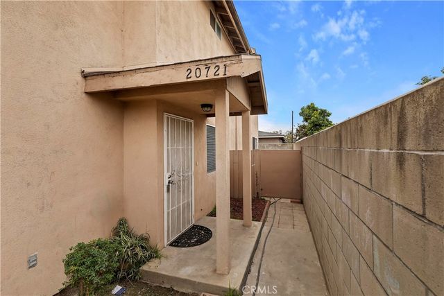 20721 Roseton, Lakewood, CA 90715