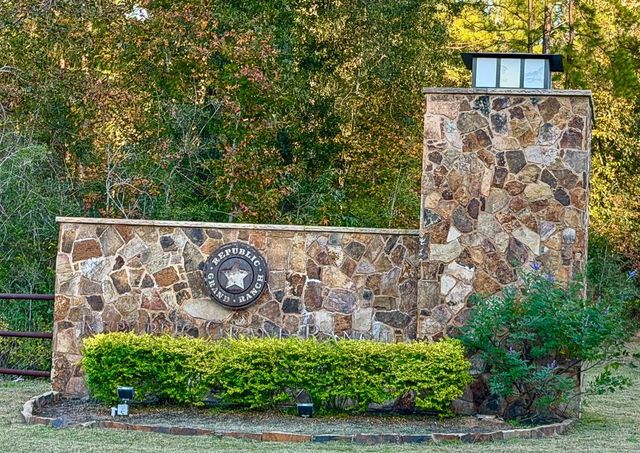 10662 Ruger Road, Willis, TX 77378