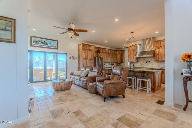 2324 Holston View Road, New Market, TN 37820