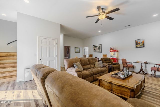 2324 Holston View Road, New Market, TN 37820