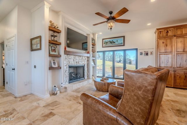 2324 Holston View Road, New Market, TN 37820