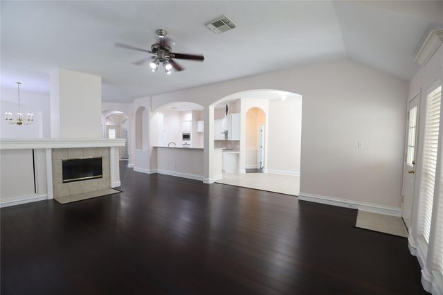 11411 Old Mission Road, Houston, TX 77095