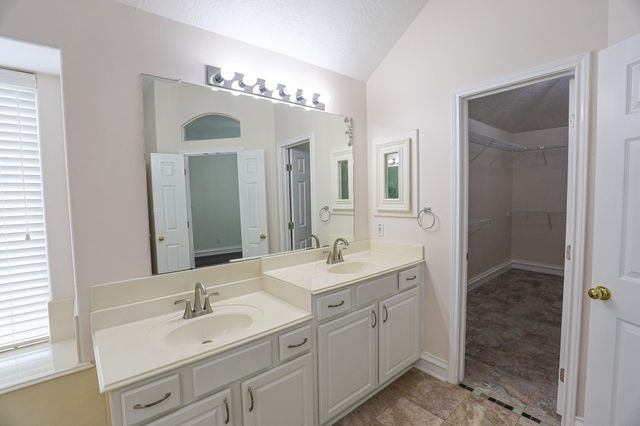 11411 Old Mission Road, Houston, TX 77095