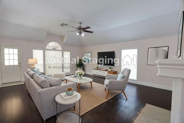 11411 Old Mission Road, Houston, TX 77095