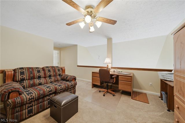 1652 Southpointe Circle NE, Canton, OH 44714
