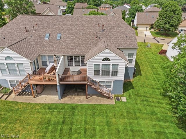 1652 Southpointe Circle NE, Canton, OH 44714