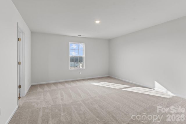 386 Hollingswood Drive, Statesville, NC 28625