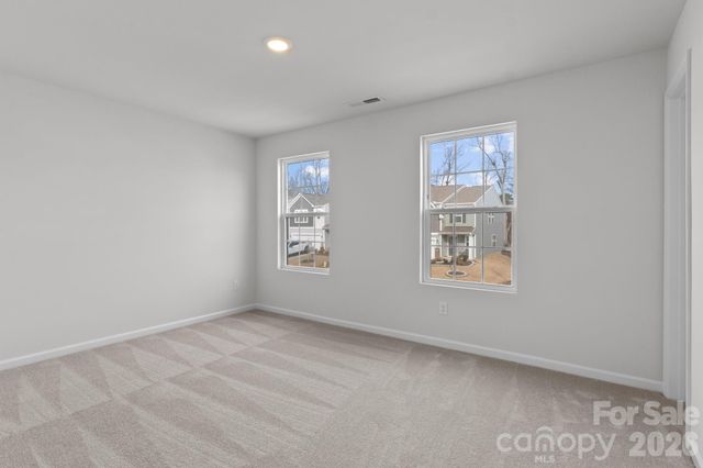 386 Hollingswood Drive, Statesville, NC 28625