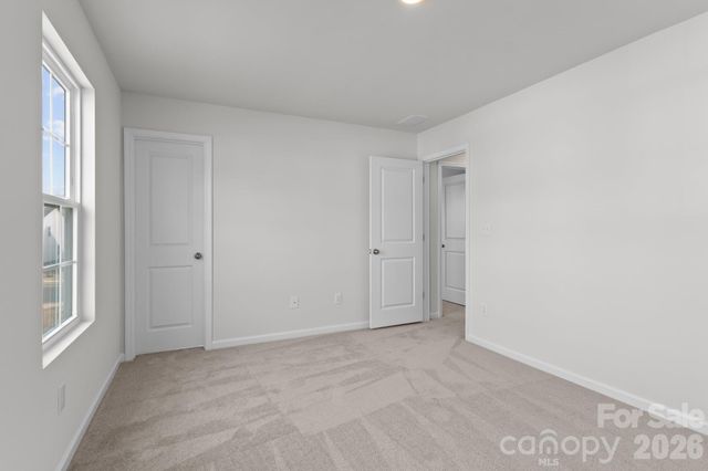 386 Hollingswood Drive, Statesville, NC 28625