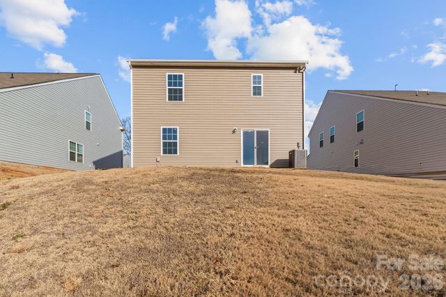 386 Hollingswood Drive, Statesville, NC 28625