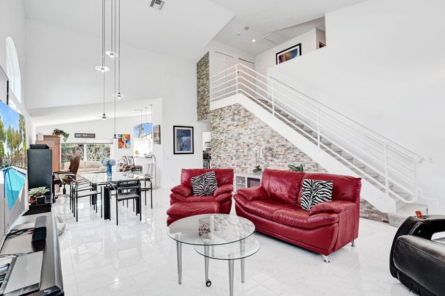 6842 Dogwood Lane, Margate, FL 33063