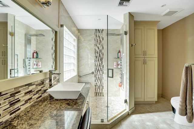 6842 Dogwood Lane, Margate, FL 33063