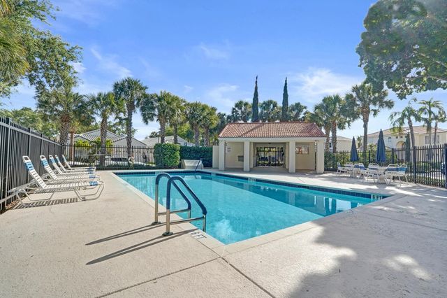 6842 Dogwood Lane, Margate, FL 33063